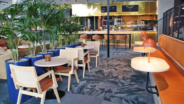 Abundant seating for meals, drinks or working in the main floor's public areas at the Scandic Goteborg Central. Abundant seating for meals, drinks or working in the main floor's public areas at the Scandic Goteborg Central.