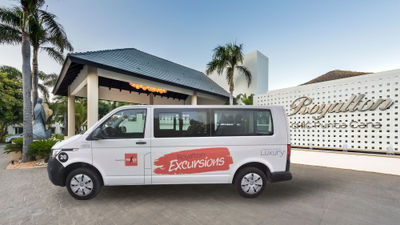 Select Blue Diamond properties have partnered with NexusTours to provide free airport-to-hotel transportation to guests.