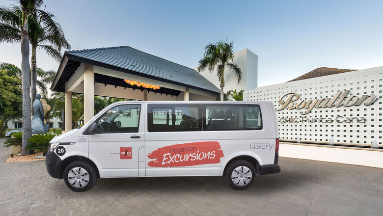 Select Blue Diamond properties have partnered with NexusTours to provide free airport-to-hotel transportation to guests.