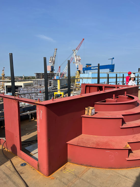 An infinity-edge pool going in on the Queen Anne, Cunard's latest newbuild. These pools will be part of an exclusive top-deck terrace for Princess and Queens Grill passengers.