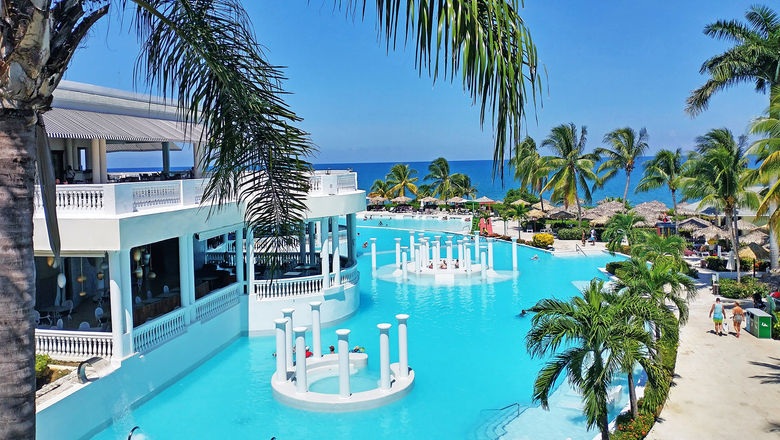 Diving into the pool scene at the Grand Palladium Jamaica: Travel Weekly