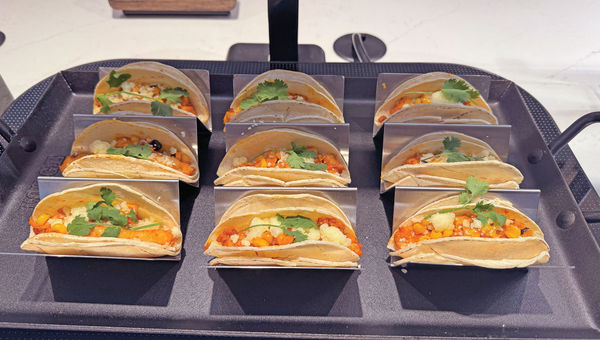 The chipotle chicken tacos at the new Denver Admirals Club are served in tortillas from local vendor Raquelita’s. The chipotle chicken tacos at the new Denver Admirals Club are served in tortillas from local vendor Raquelita’s.