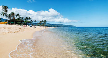 One of Oahu's main areas of concern for overtourism is the North Shore corridor.