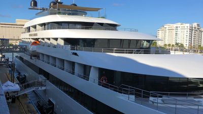 The Emerald Sakara in port in San Juan.