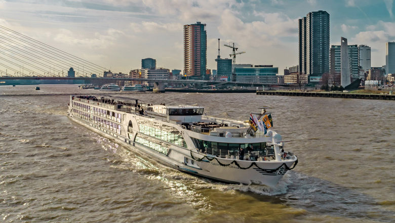 Riviera River Cruises' Geoffrey Chaucer ship.