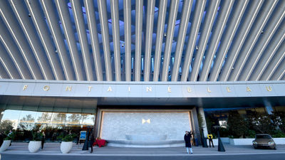 The porte-cochere at Fontainebleau Las Vegas.