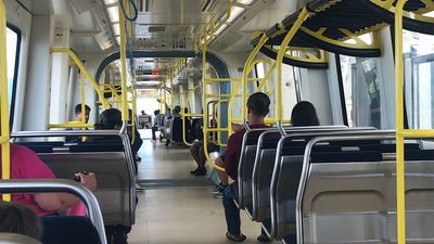 Riding the Honolulu railway, named Skyline, was comfortable and the air conditioning was cold.