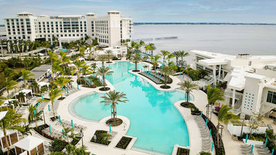 Situated across 22 acres of Gulf Coast waterfront, the Sunseeker Resort Charlotte Harbor has 785 guestrooms.