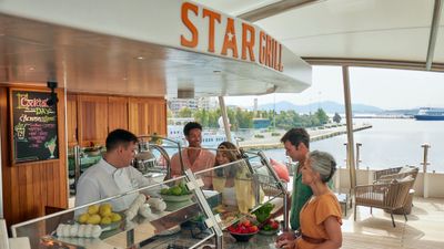 Windstar's Star Grill buffet.