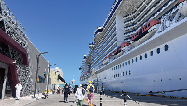 The MSC Virtuosa docked at Abu Dhabi and served as a hotel for the race weekend.
