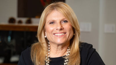 Lisa Lutoff-Perlo