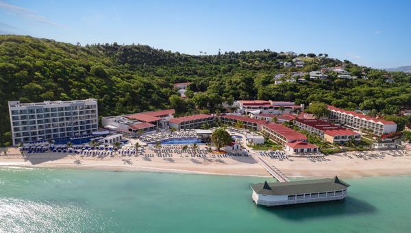The Royalton Chic Antigua. The Royalton Chic Antigua.