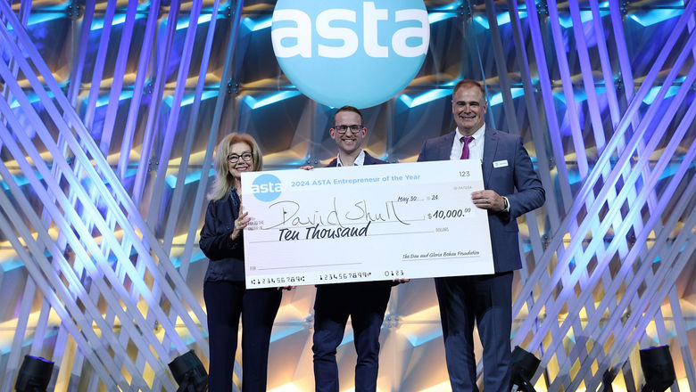 David Shull (center) won the 2024 ASTA Entrepreneur of the Year award at the ASTA Travel Advisor Conference. He was joined on stage by Gloria Bohan (left) and ASTA CEO Zane Kerby.