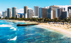 The 10-minute display can be viewed from Waikiki Beach.