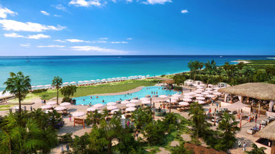 Pearl Cove Beach Club will have an infinity pool and its own beach.