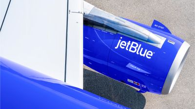 JetBlue wins auction for Spirit slots at LaGuardia