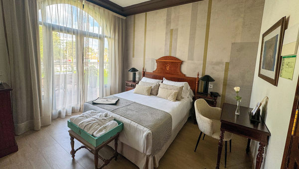 A guest room at the Secrets Mallorca Villamil.