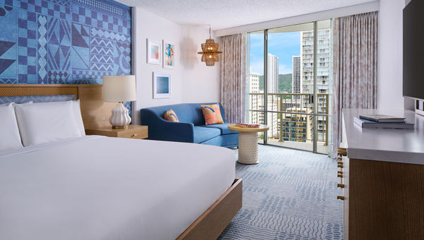 A standard Waikiki view room at the newly renovated Outrigger Waikiki Paradise Hotel. A standard Waikiki view room at the newly renovated Outrigger Waikiki Paradise Hotel.