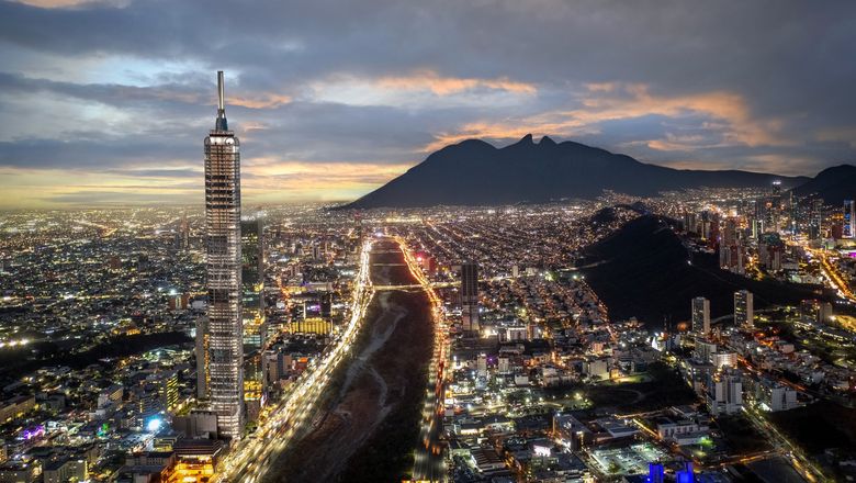 The Kimpton Monterrey will have 120 guestrooms and 60 private residences, with panoramic views of the surrounding city and mountains.