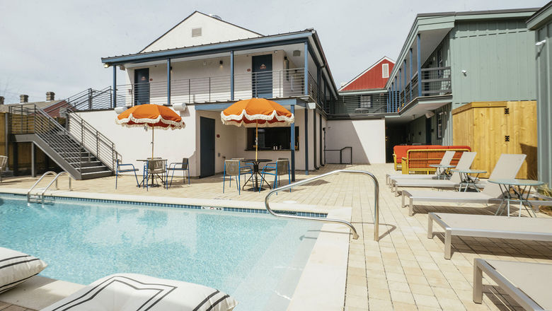 The Dew Drop Inn's pool and courtyard.
