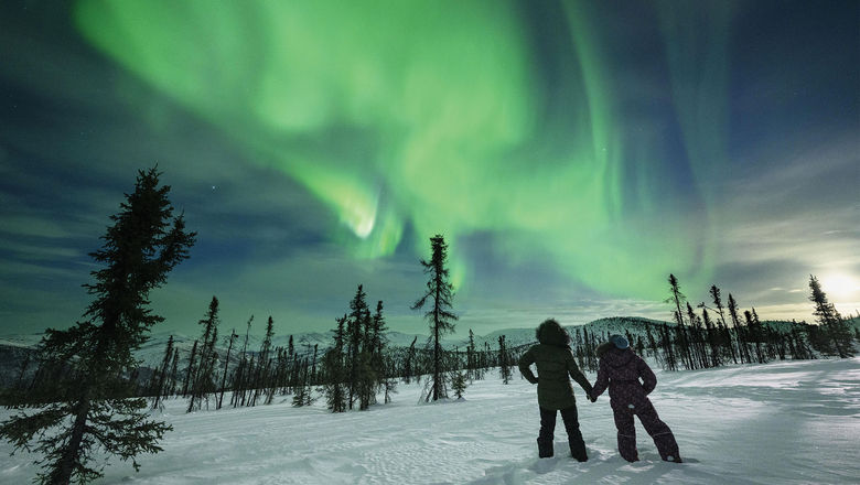 John Hall’s Alaska is offering a new itinerary that includes a photography lesson on how to best capture the northern lights.