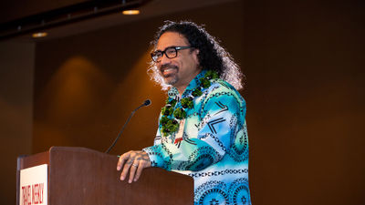 Hawaii Visitors and Convention Bureau CEO Aaron Sala addressing attendees at the Travel Weekly Hawaii Leadership Forum.