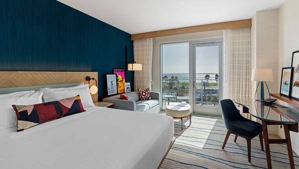 A king bay view room at the Gaylord Pacific. A king bay view room at the Gaylord Pacific.