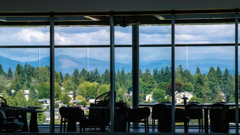 Delta's new Sky Club at Seattle-Tacoma Airport.