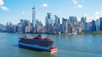 The Brilliant Lady cruises up the Hudson River to the Manhattan Cruise Terminal.