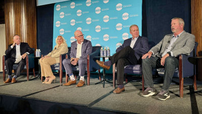 From left, panel moderator NousTravel’s Lee Thomas, BCD Travel’s Kathy Bedell, World Travel Service’s Alex Eaton, Safe Harbors Travel Group’s Jay Ellenby and Prestige Travel’s Dave Hershberger.