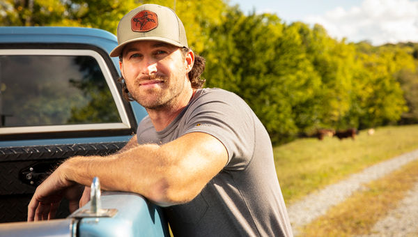 Riley Green will perform at Resorts World Theatre on Dec. 12 and 13.