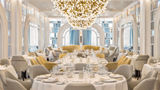 The dining room on the Oceania Vista.
