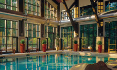 A pool at The Lodge at Woodloch, a WITT Certified spa resort in Pennsylvania's Poconos.
