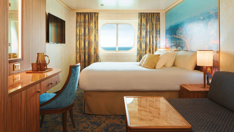 A stateroom on the Carnival Firenze.