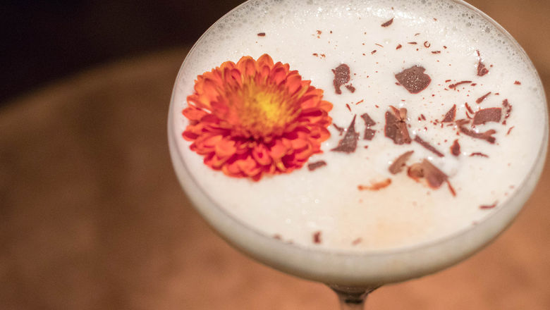 A new workshop at Casa Velas Puerto Vallarta offers cacao tasting, mixology and massages.