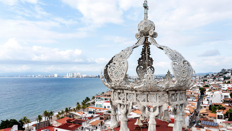 Carnival Corp. will not call in Puerto Vallarta through March 12.