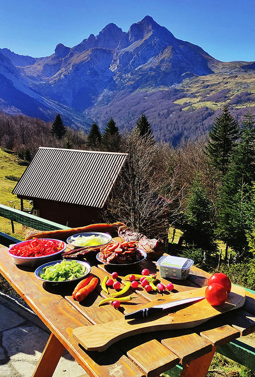 The rustic town of Katun Kobil Do is tucked into Montenegro's mountainous region. The rustic town of Katun Kobil Do is tucked into Montenegro's mountainous region.