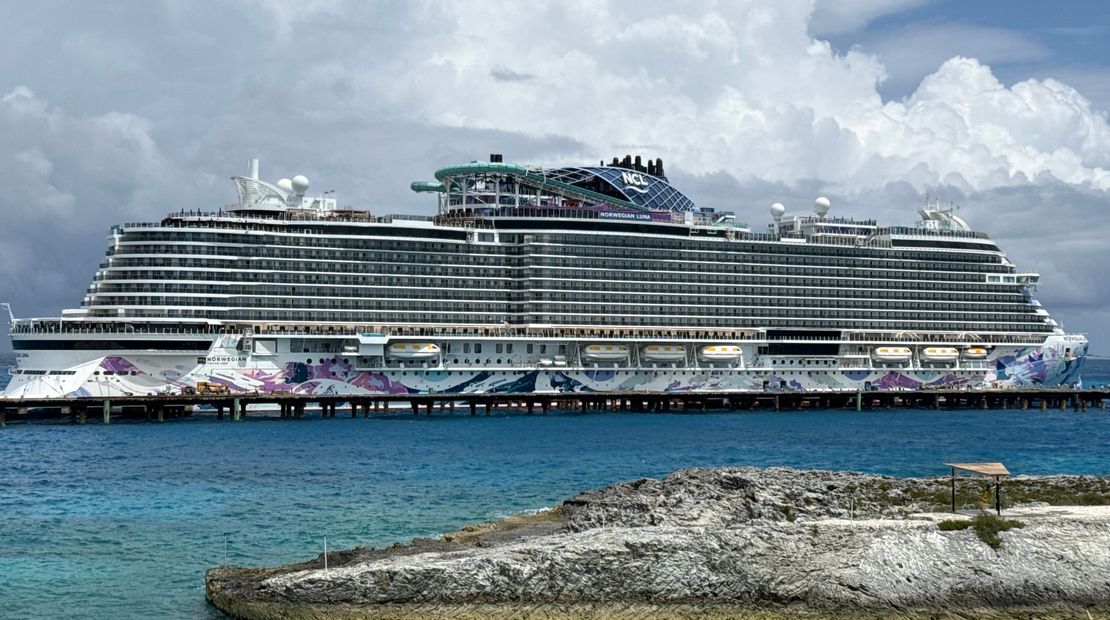 The Norwegian Luna at Great Stirrup Cay, NCL's private island.