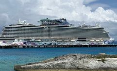 The Norwegian Luna at Great Stirrup Cay, NCL’s private destination in the Bahamas.