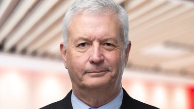 Air Canada CEO steps down amid bilingual controversy