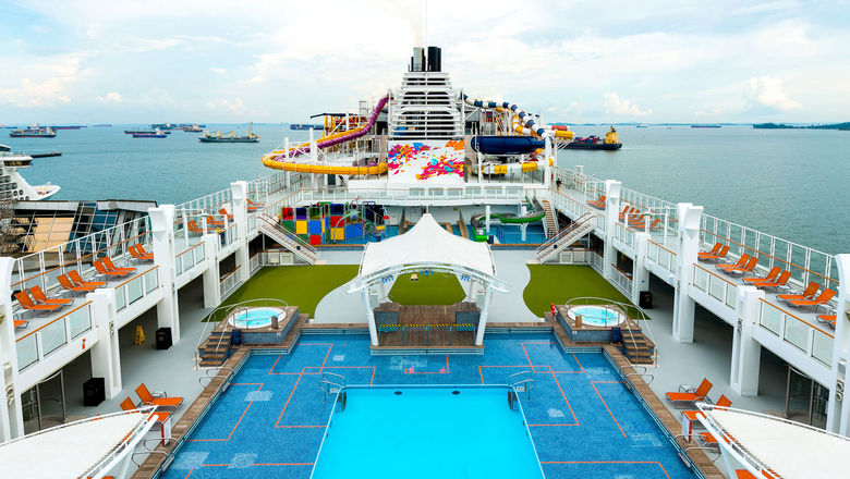 The Genting Dream, a StarDream Cruises ship.