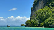 Koh Yao Noi is the optimal base for clients who want to explore the 40-some karst islands dotted across the Phang Nga Bay.