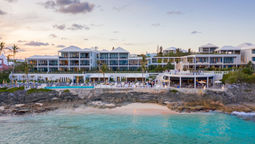 The Loren Bermuda at sunset.