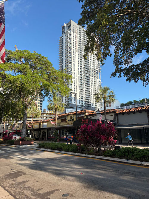 Fort Lauderdale's pedestrian-scale shopping street, Las Olas Boulevard. Its median and olive trees are being removed to provide space for emergency vehicles. Fort Lauderdale's pedestrian-scale shopping street, Las Olas Boulevard. Its median and olive trees are being removed to provide space for emergency vehicles.