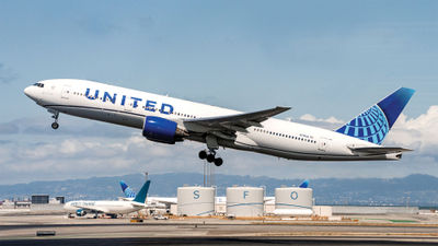 A United Airlines Boeing 777-200.