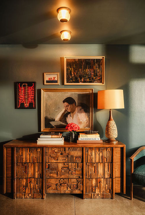 The Dexter sourced furniture from regional producers. The Dexter sourced furniture from regional producers.