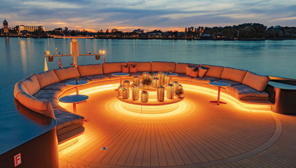 The top deck of the APT Solara. The top deck of the APT Solara.