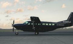 A Mokulele Airlines Cessna Grand Caravan.