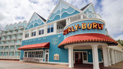 Hurly-Burly takes over the space formerly occupied by dueling piano bar Jellyrolls.