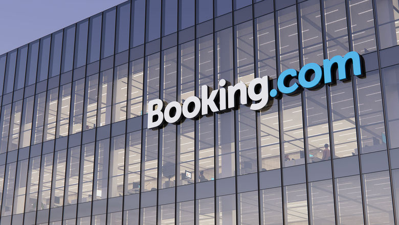 In Q2, alternative accommodations at Booking.com showed 12% room night growth, while growth in the global mix of room nights was 36%.